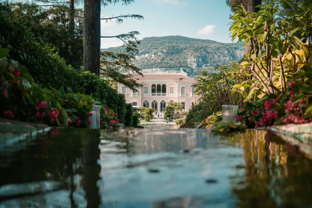 Jardins d'une villa à Saint-Jean-Cap-Ferrat